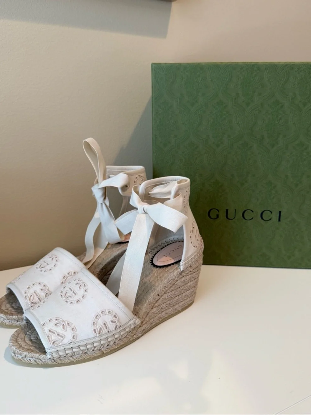 Gucci Damita embroidered GG logo espadrille sandals - Picture 3 of 6